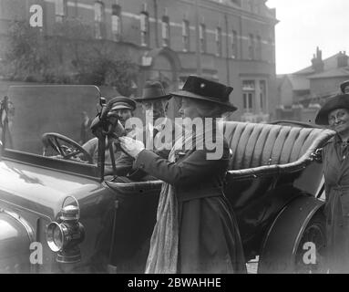 Wahl in Ilford . Herr Joseph King und Frau King ( Labor ) Stockfoto