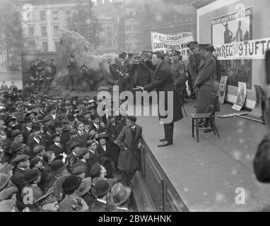 Herr Seymour hicks Recruiting in Trafalgar Square Stockfoto