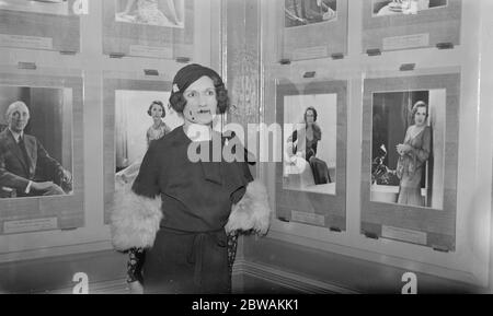 Private Ansicht von Captain Peter North 's Show von Porträts von berühmten Menschen. Kathleen Lady Domville . Stockfoto