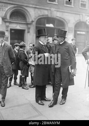 Laurence Ginnell 1. September 1919 Laurence Ginnell war ein irischer nationalistischer Politiker, Rechtsanwalt und Parlamentsabgeordneter (MP). Bei der Parlamentswahl 1918 wurde er für Sinn FŽin gewählt Stockfoto