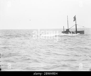 HMS Submarine No 3 Diving 30 März 1920 Stockfoto