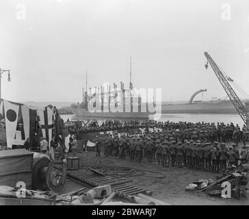 American Navy Collier ' Jason ' Als Weihnachtsmann Schiff Plymouth 1918 Stockfoto