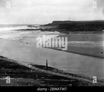 Ein Blick auf Summerleaze Beach führt hinunter zur Mündung des Bude Canal , Bude, North Devon . Stockfoto