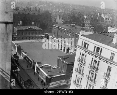 Devonshire House Residenz der Herzöge von Devonshire im 18. Und 19. Jahrhundert verkauft wurde 1921 Stockfoto