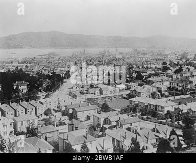 Wellington, Neuseeland. Allgemeine Aussicht über den Hafen zur Oriental Bay. 13. April 1922 Stockfoto