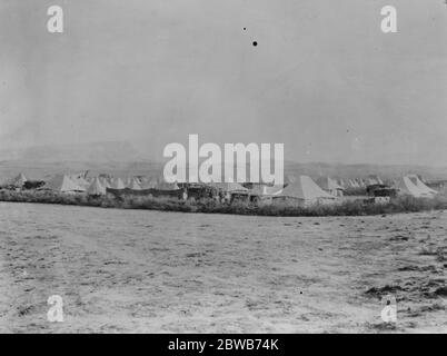 Die britischen Militäroperationen in Somaliland . Interessante neue Fotos . Das Lager und Krankenhaus in Eil Dur Elan. April 1920 Stockfoto