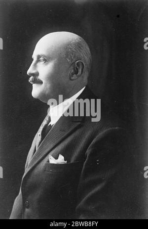 Herr Joseph Cailleaux , französischer Finanzminister. Hochformat . 1925 Stockfoto