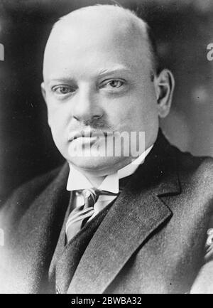 Dr. Gustav Stresemann ein deutscher Politiker und Staatsmann, der 1923 (für kurze Zeit von 102 Tagen) Kanzler war, dessen Tod am 3. Oktober 1929 verkündet wurde Stockfoto