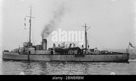 HMS Leamington war eine Jagdklasse Minensuchmaschine der Royal Navy aus dem Ersten Weltkrieg.Sie wurde ursprünglich HMS Aldborough genannt und 1919 umbenannt. Juni 15 1926 Stockfoto