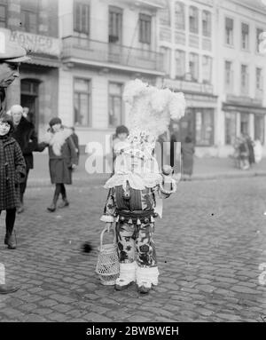 Faschingsdienstag Karneval auf Binch in Binch das Finale auf dem Grand Place 25. Februar 1925 Stockfoto