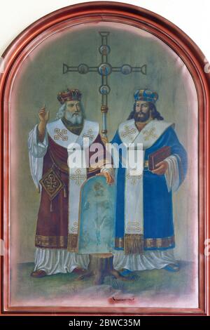 Die Heiligen Cyrill und Methodius Altarbild in der Pfarrkirche St. Stephan der König in Hercegovac, Kroatien Stockfoto