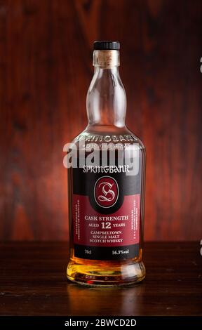 Trondheim, Norwegen - Mai 20 2020: Springbank Single Malt Scotch Whisky Flasche Stockfoto