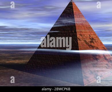 Alte Pyramide und wolkigen Himmel Stockfoto