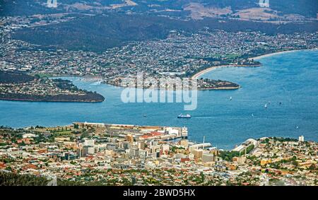 Hobart vom Mount Wellington Tasmanien aus gesehen Stockfoto