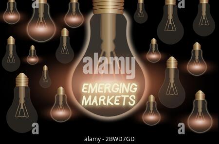 Textschild mit Emerging Markets. Business Foto Text Nationen, die in mehr Produktionskapazität investieren Stockfoto