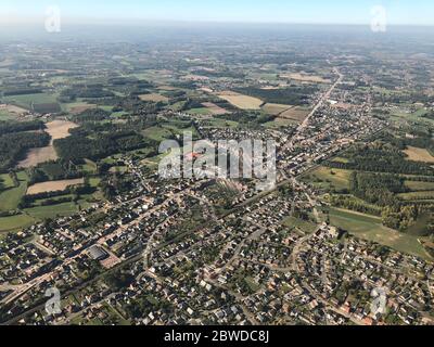 Flug durch Deutschland in einem Propellerflugzeug Stockfoto