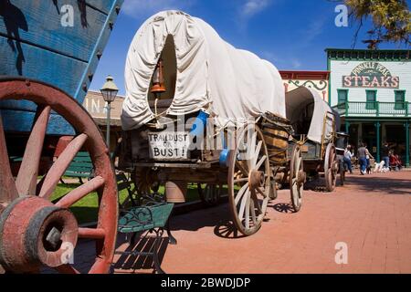 Wagen, Trail Staub Grenzstadt, Tucson, Pima County, Arizona, USA Stockfoto