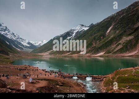 Schöner Saif ul Maluk See, Naran Valley, Khyber Pakhtunkhua, Pakistan 6/26/2018 Stockfoto