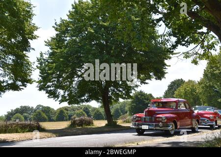 Ein klassisches rotes Oldtimer 1946-1947 Nash Stockfoto