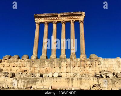 Baalbek, Libanon, die restlichen Säulen des Jupitertempels.(UNESCO Weltkulturerbe) Stockfoto