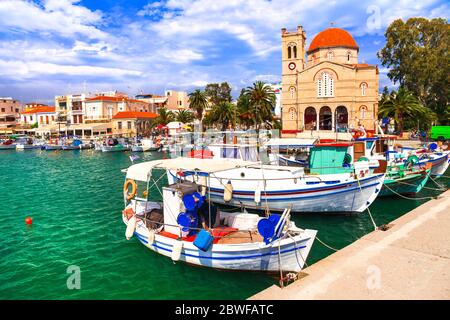 Malerische idyllische griechische Inseln - Ägina , Saronischer Golf, Griechenland Stockfoto