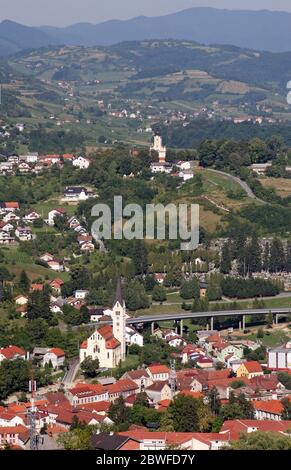 Stadt von Krapina Panoramablick, Region Zagorje, Kroatien Stockfoto