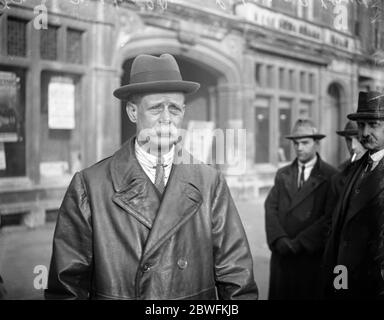 Nicholls Liberaler Kandidat für Royal Leamington Spa, Warwickshire, England 19. November 1923 Stockfoto