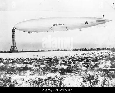 US Navel Luftschiff USS Los Angeles (ZR-3) 4. Februar 1925 Stockfoto