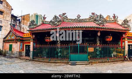 Ho Chi Minh Stadt, Vietnam - Januar ‎11, ‎2020: Ha Chuong Hoi Quan Pagode, Cholon (Chinatown), Ho Chi Minh Stadt (Saigon), Vietnam Stockfoto