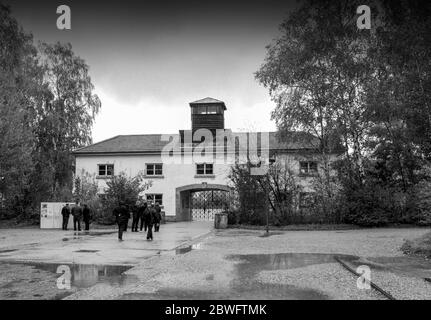 Eingangsgebäude zum Konzentrationslager Dachau. Eröffnet 1933 war es das erste Nazi-Konzentrationslager und war ein Prototyp für alle weiteren Nazi-Conce Stockfoto