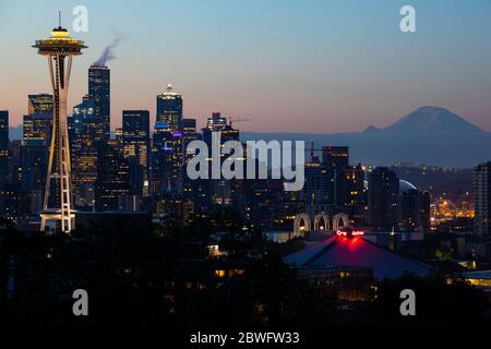 Stadtbild mit Space Needle, Seattle, Washington, USA Stockfoto