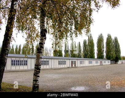 Häftlingsbaracke im KZ Dachau. Es war das erste Nazi-Konzentrationslager und war ein Prototyp für alle weiteren Nazi-Konzentrationslager Stockfoto