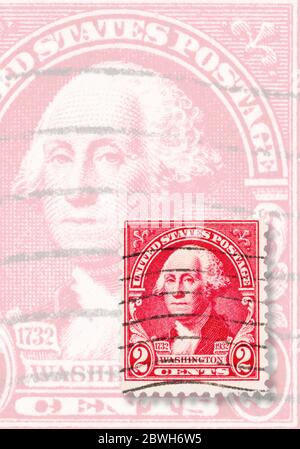 SEATTLE WASHINGTON - 30. Mai 2020: 1932 US zweihundertjährige 2 Cent-Marke von George Washington mit Kopierraum. Scott # 707 Stockfoto