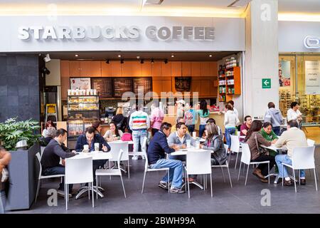 Mexiko-Stadt, Mexiko, Mexiko, Paseo de la Reforma, Reforma, Einkaufszentrum, Shopping Shopper Shopper Shop Geschäfte Markt Kauf Verkauf, Geschäft Geschäfte Business Business Business Stockfoto