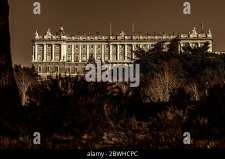 Palacio Real visto desde Madrid Río. Madrid. España Stockfoto