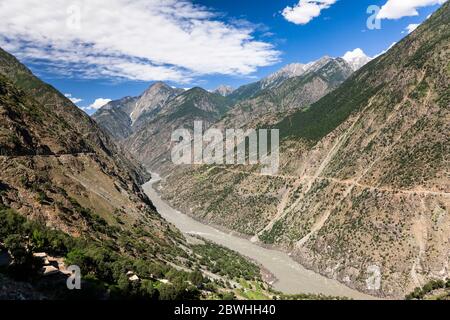 Der obere Dampf des Indus Flusses, nahe Besham Stadt, Indus Tal, Hindu kush Berg, Shangla, Khyber Pakhtunkhwa Provinz, Pakistan, Südasien, Asien Stockfoto