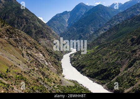 Der obere Dampf des Indus Flusses, nahe Besham Stadt, Indus Tal, Hindu kush Berg, Shangla, Khyber Pakhtunkhwa Provinz, Pakistan, Südasien, Asien Stockfoto