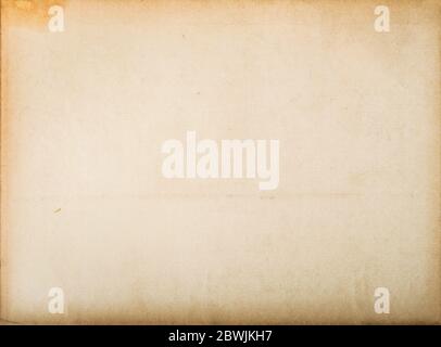 Alte gebrauchte Papierbogen Textur. Leerer beiger Hintergrund Stockfoto