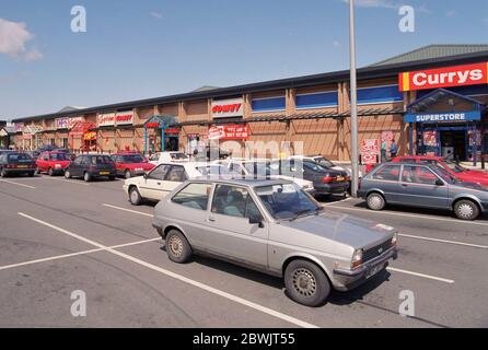 1995, Retail Park in Darlington, Nordostengland, Großbritannien Stockfoto