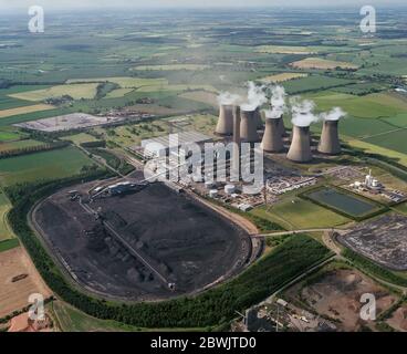 1995, Luftaufnahmen von Kohlekraftwerk Eggborough, West Yorshire, Nordengland, Großbritannien Stockfoto