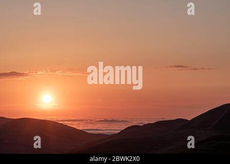 Sonnenaufgang über Pentland Hills, Edinburgh Schottland Stockfoto