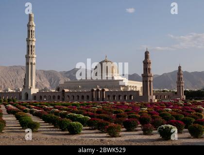 Blick auf die Sultan Qaboos große Moschee in Maskat, Oman Stockfoto