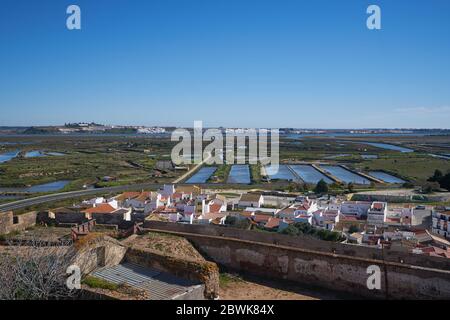 Castro Marim Salzblick vom Schloss in Algarve, Portugal Stockfoto