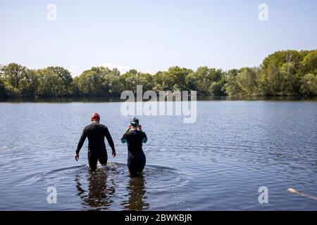 Hamburg, Deutschland. Juni 2020. Hamburg 2020, Photographie, Fotografie, Boberger See, Individualsport Schwimmen Credit: dpa/Alamy Live News Stockfoto