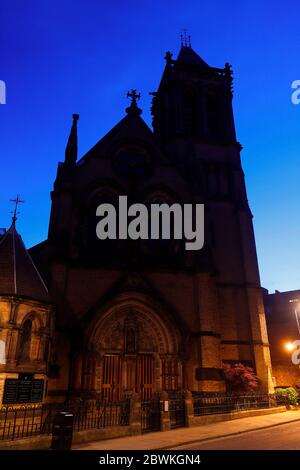 York Minster & St Wilfrids Katholische Kirche im Stadtzentrum von York bei Sonnenaufgang. Stockfoto