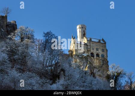 Schloss Lichtenstein im Winter, Deutschland, Baden-Württemberg Stockfoto