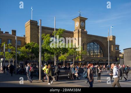 Bahnhof Kings Cross, London, Großbritannien - Bahnhof Kings Cross Stockfoto