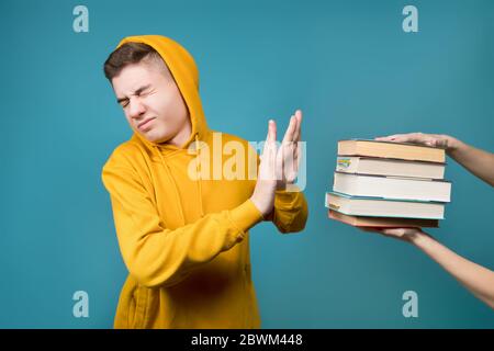 Weißer mann aus muslimischen mädchen