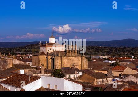 Iglesia y Convento de San Francisco. Trujillo. Cáceres. Extremadura. España Stockfoto