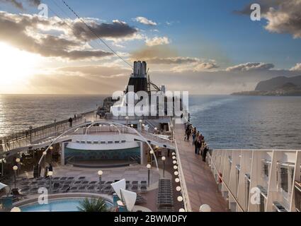 Ansicht des Kreuzfahrtschiffes MSC Poesia Stockfoto